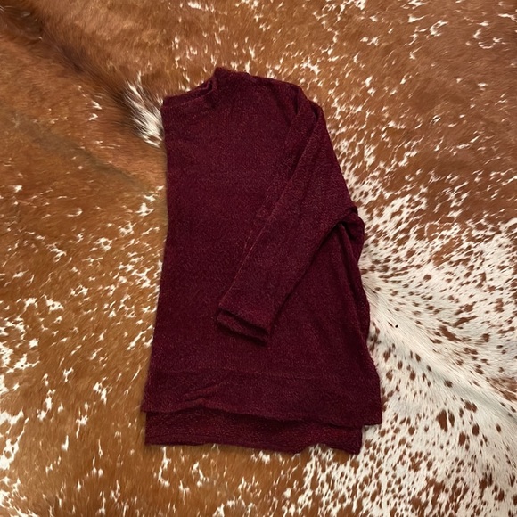 Sweater - Picture 2 of 5